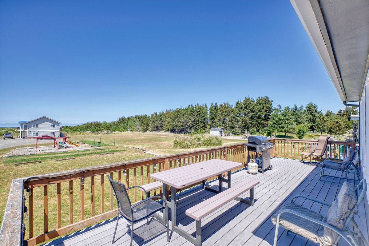 Surfview 1 Long Beach, WA vacation rental view