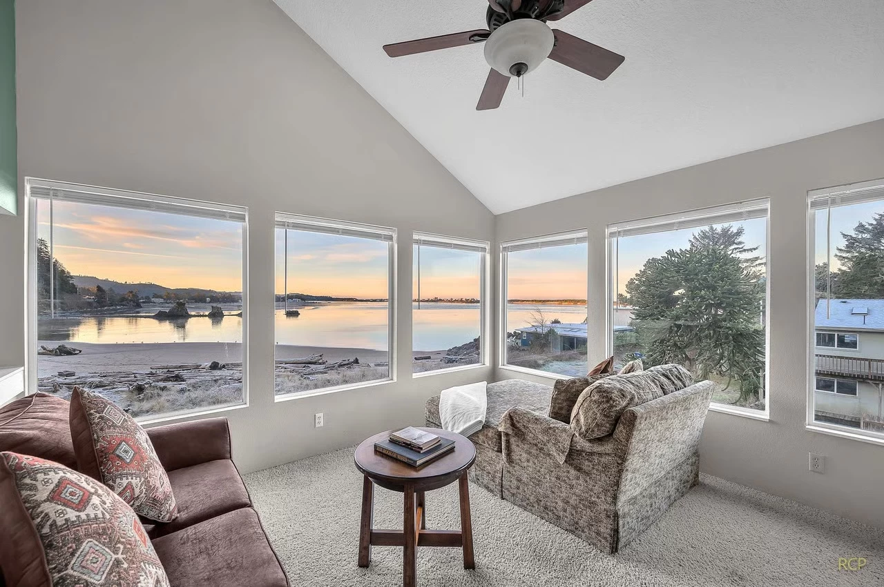 The Bay House on 52nd — photo 1