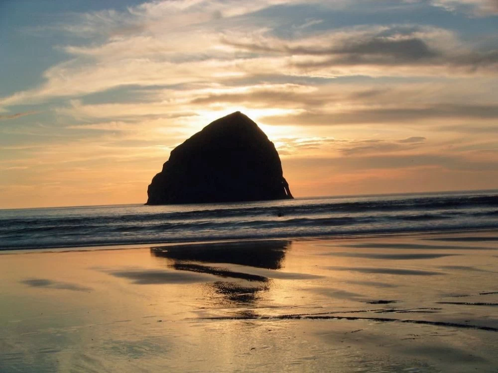 A Front Row to the Pacific — photo 1