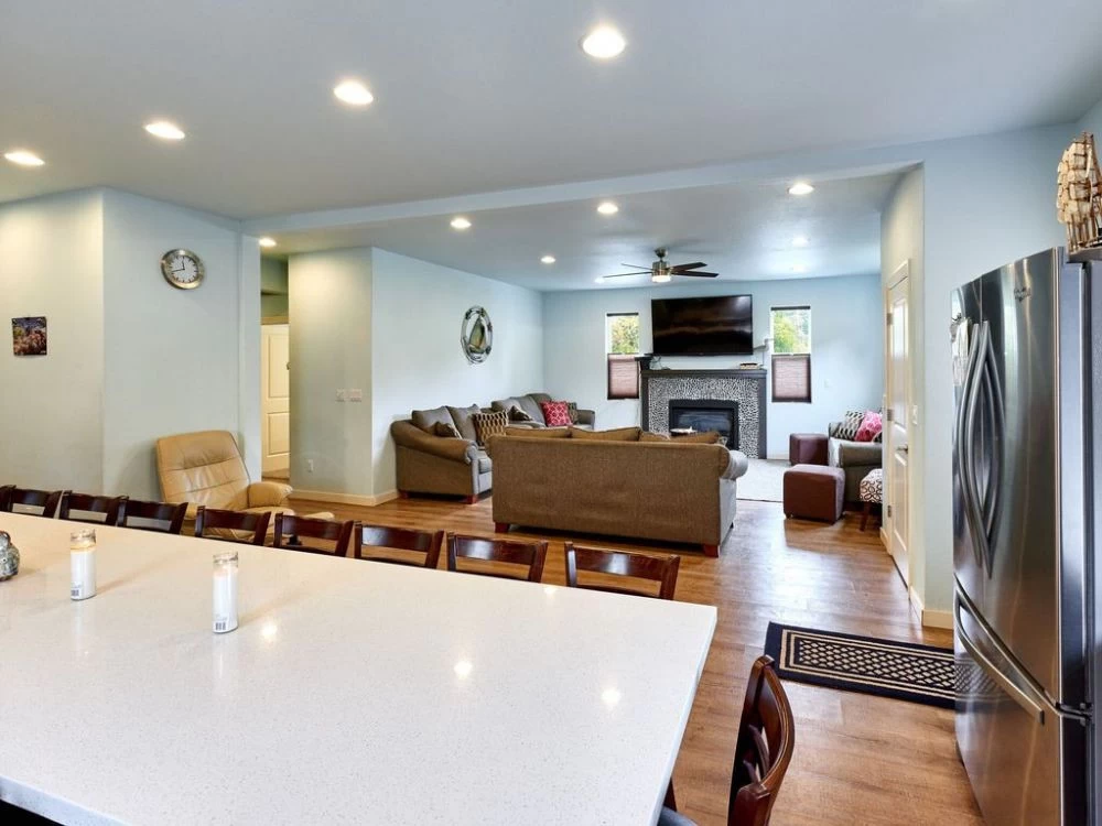 Surfers Beach Retreat — photo 4