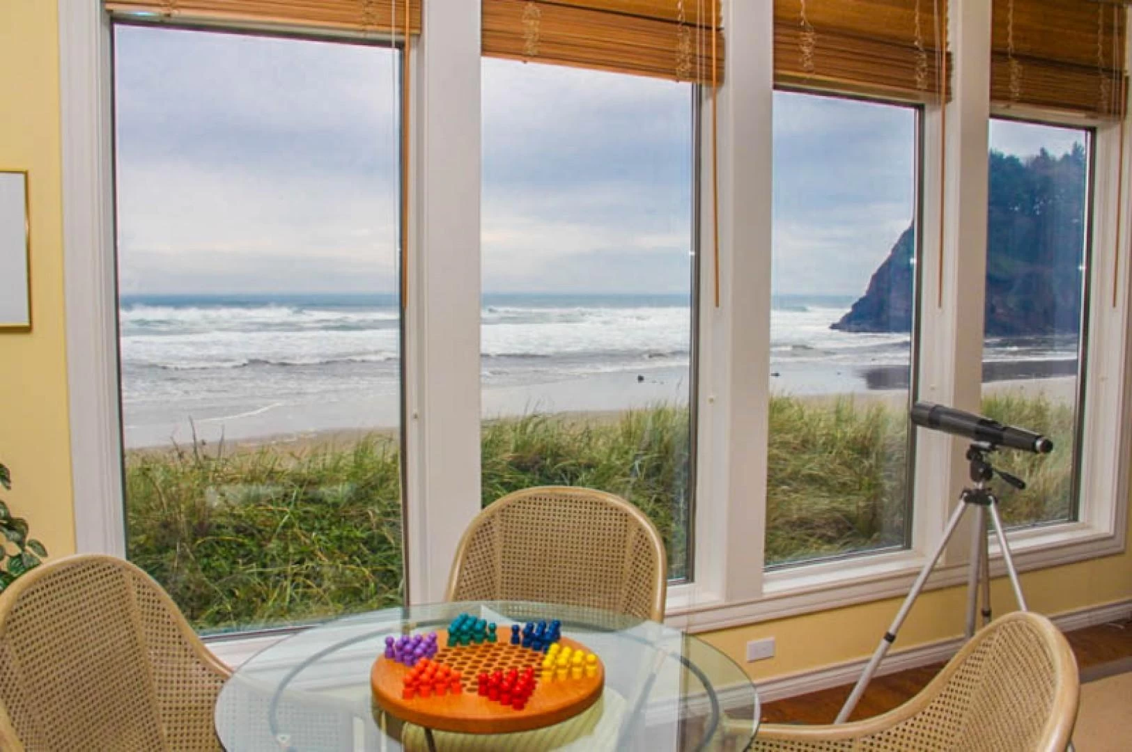 Oceanfront Retreat — photo 4