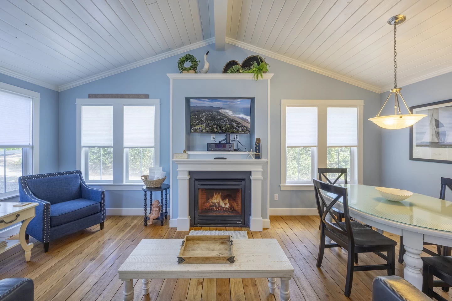 Beach Bungalow by the Sea — photo 1