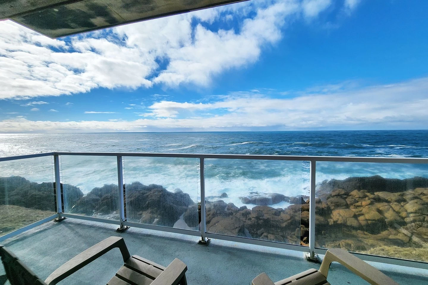 Reflections By The Sea – Oceanfront 3BR Condo — photo 2