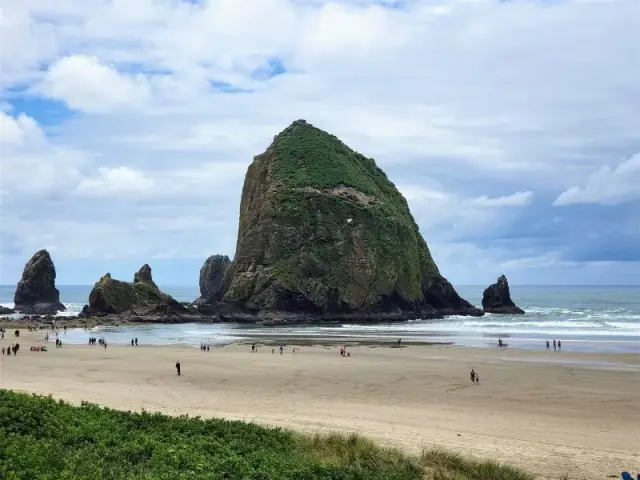 Haystack Close North, Cannon Beach — photo 1
