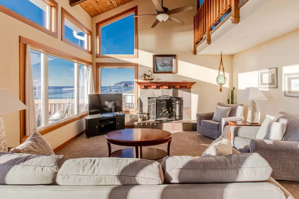 Pacific House — photo 4