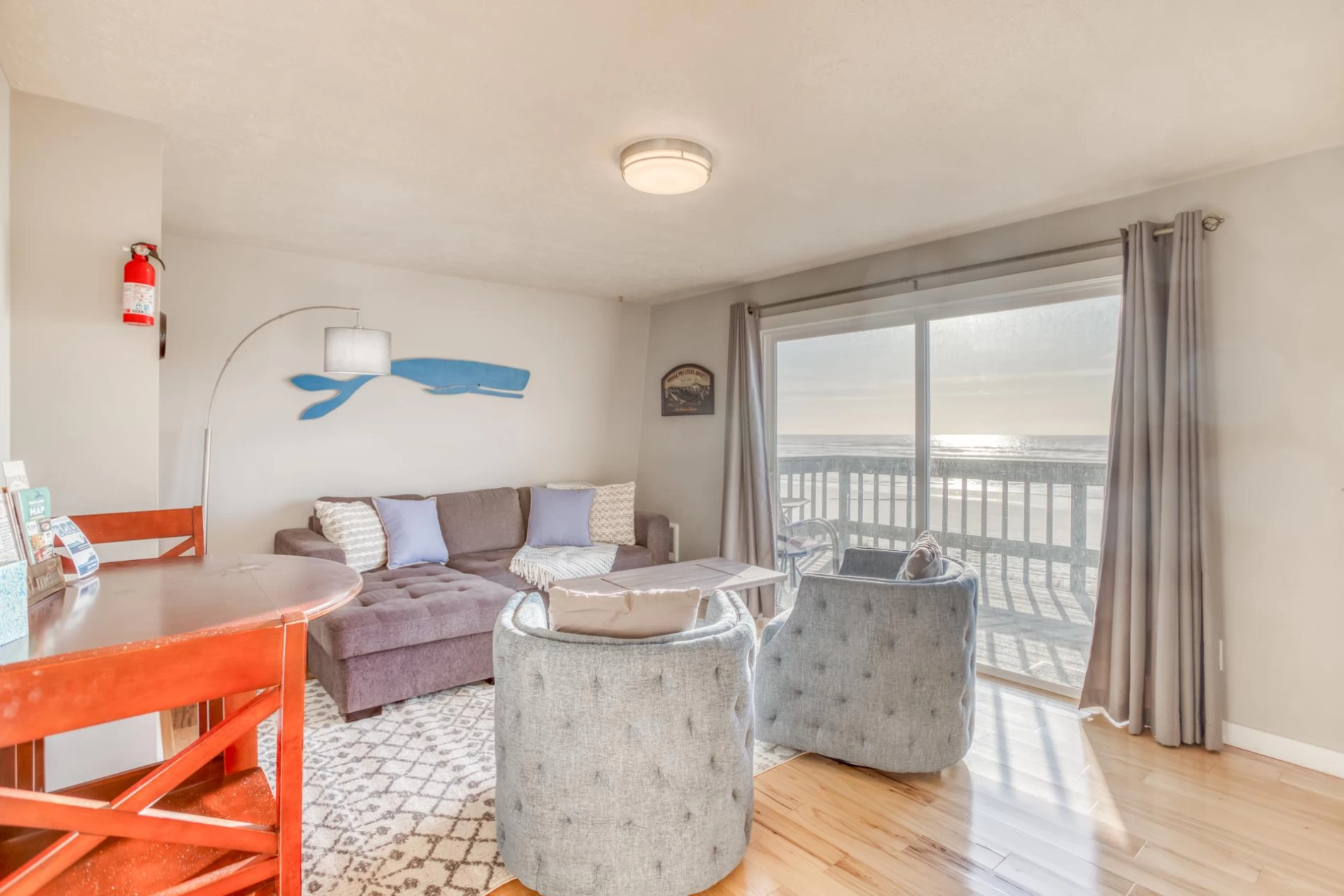 Whale Watcher Condo 2 — photo 4