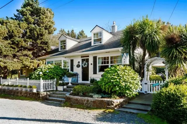 Elliot Way Cottage — photo 1