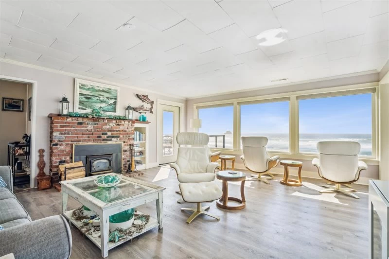 Schilling Beach House — photo 4