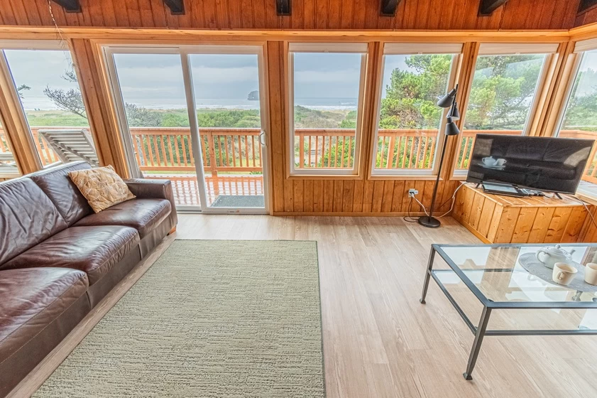 Arnold Beach House — photo 3