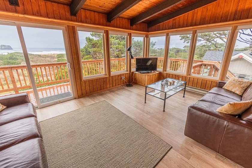 Arnold Beach House — photo 5