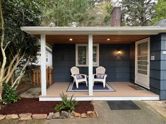 Chapman Point Cottage — photo 1