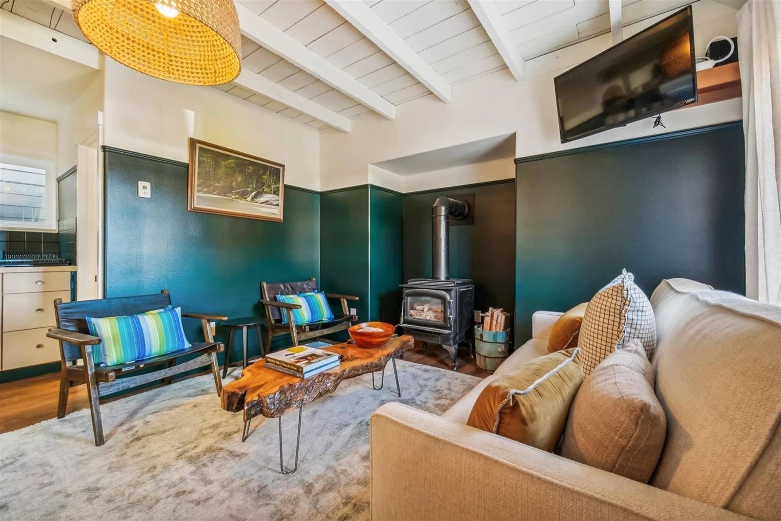 Left Coast Hideaway — photo 2
