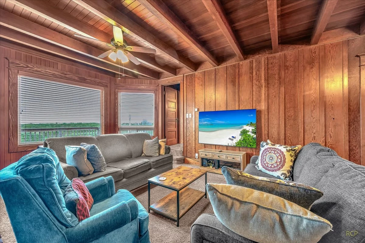 Alan's Beach House — photo 2