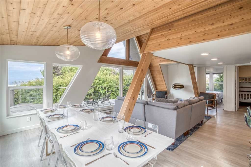 Holiday Beach House — photo 4