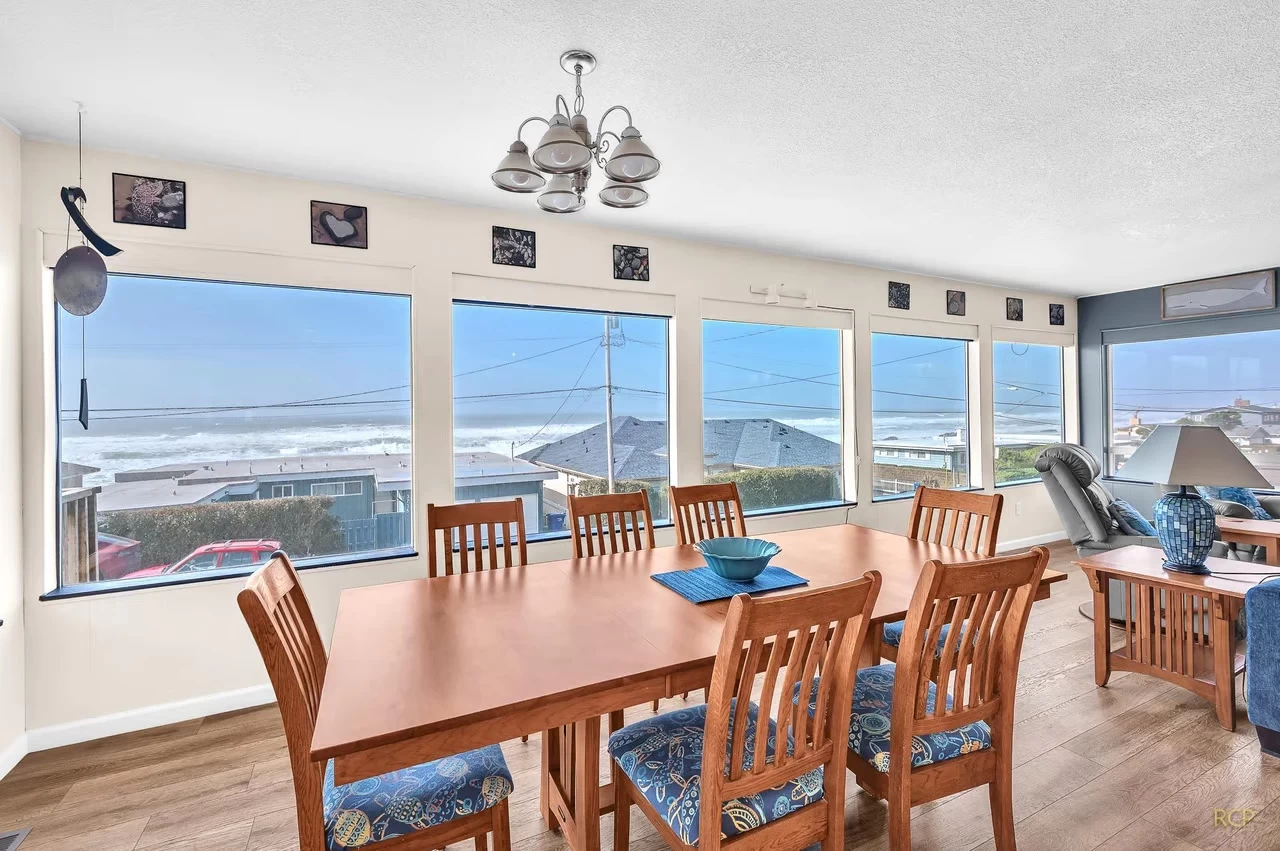 Seaview — photo 1