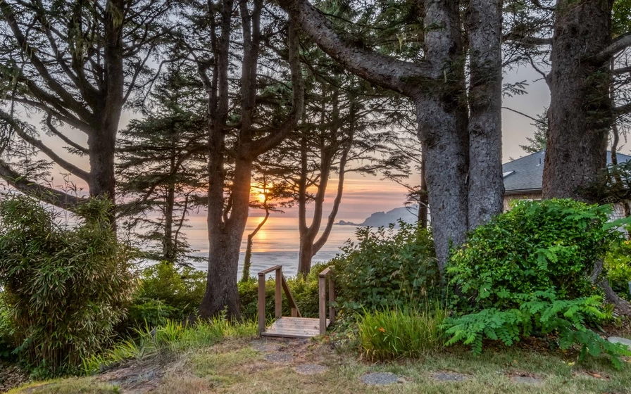 Agate Beach Oceanfront Lodge — photo 2