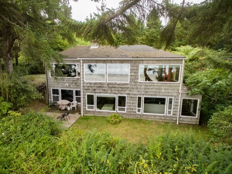 Agate Beach Oceanfront Suite B — photo 2