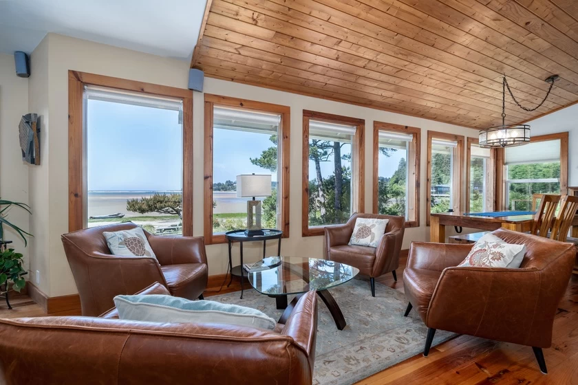 Siletz Bay Beach House — photo 3