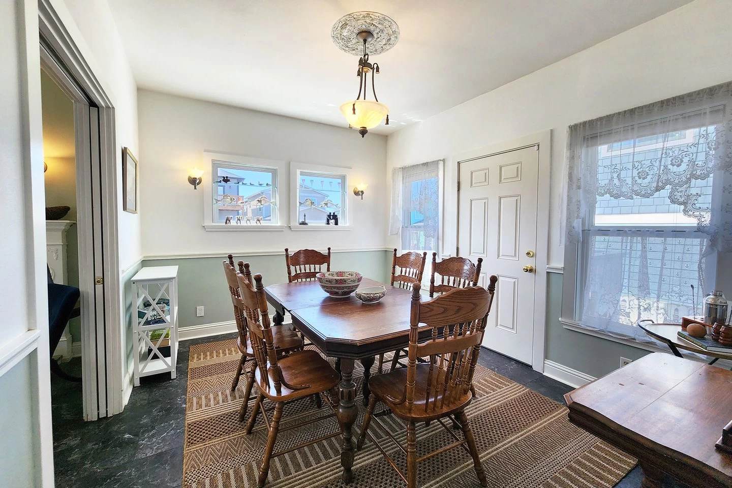 Endeavour House Vacation Rental — photo 3