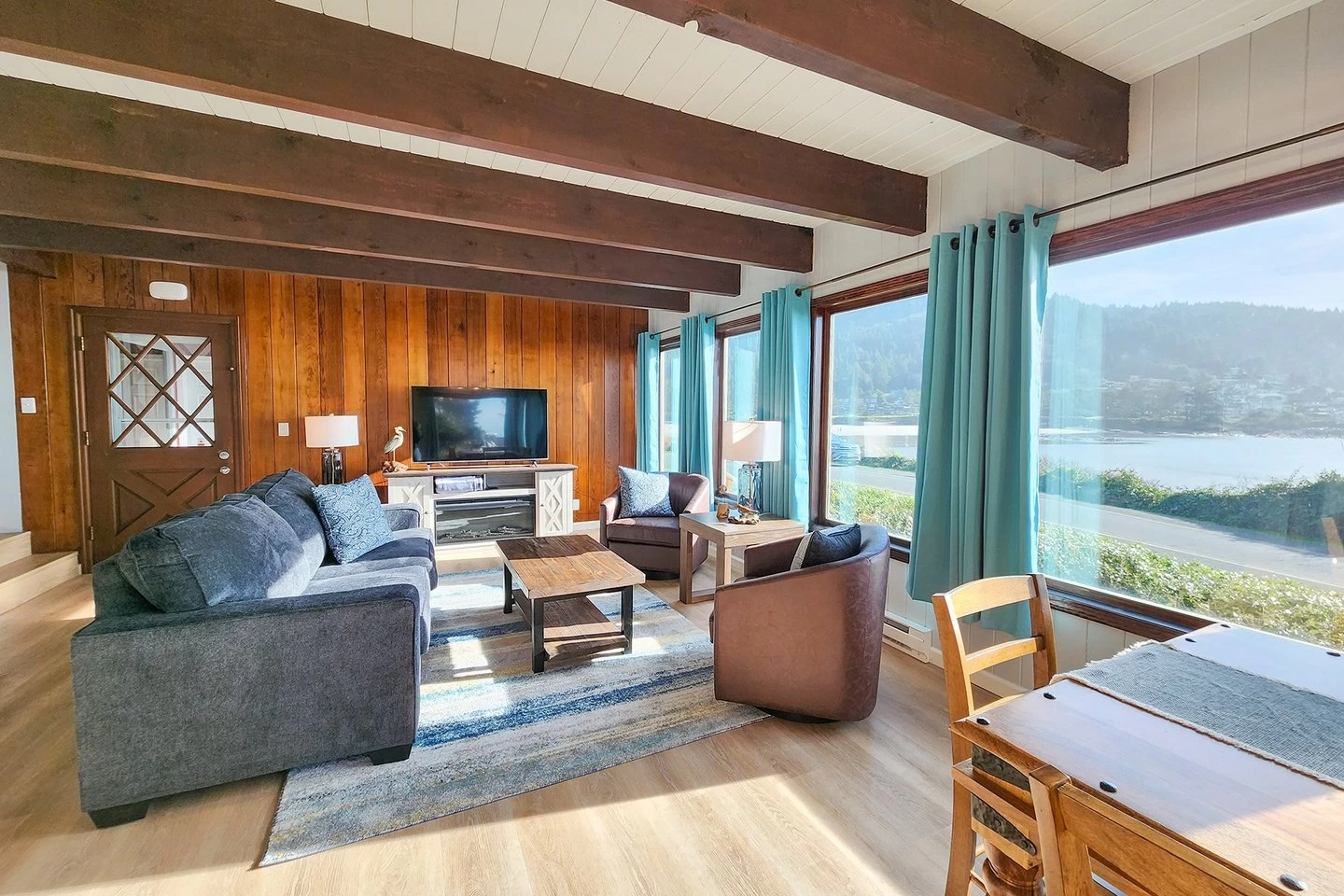 Oceanfront Yachats Vacation Rental — photo 2