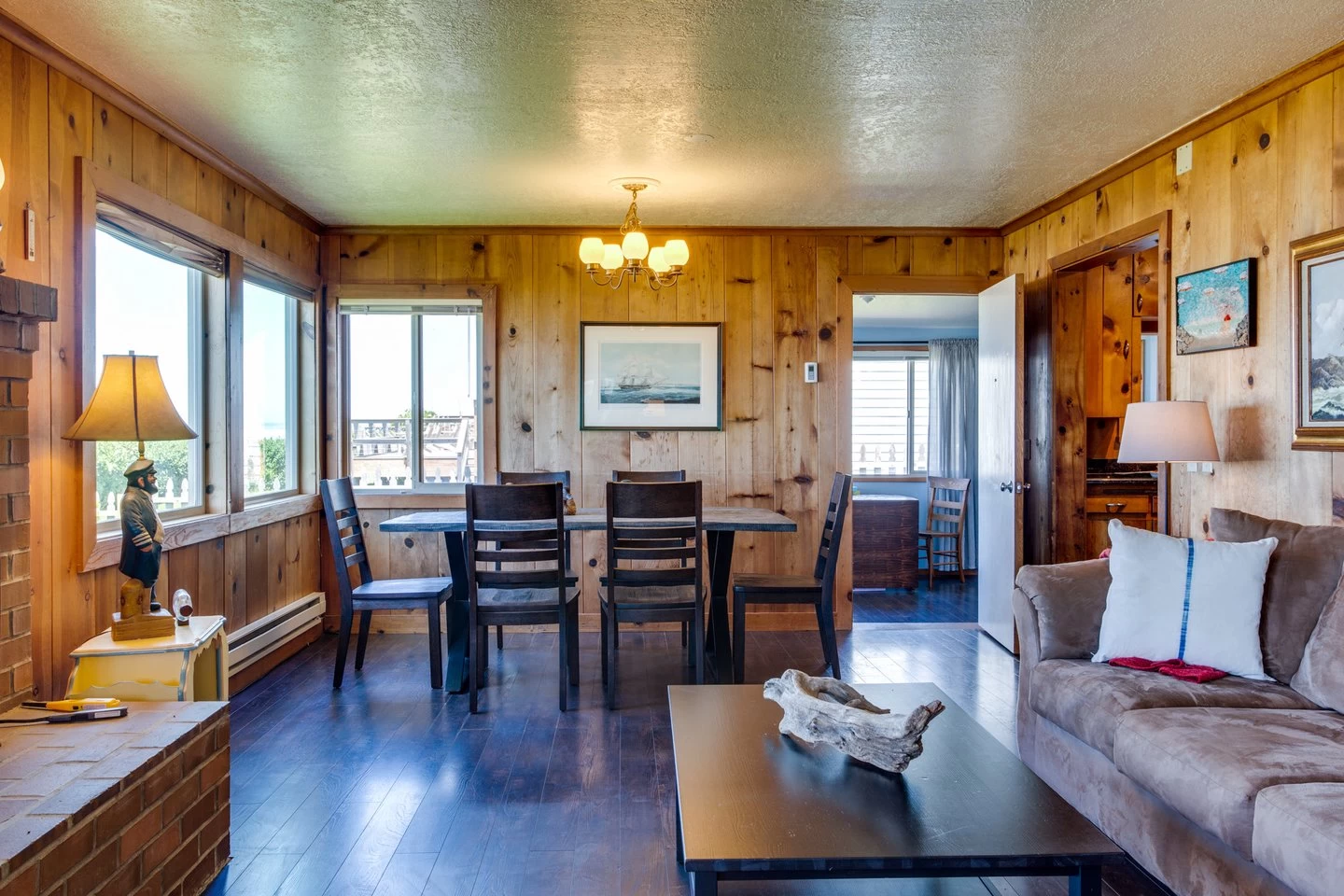Lady Kennaway Oceanfront Vacation Rental — photo 5