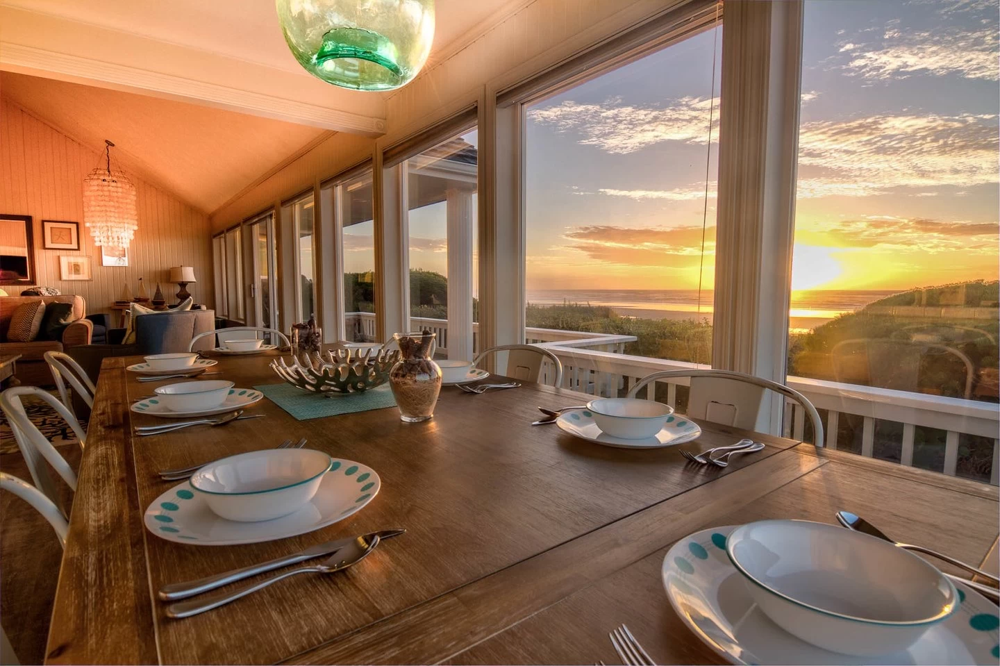 Alicia by the Sea – Oceanfront Vacation Home — photo 1