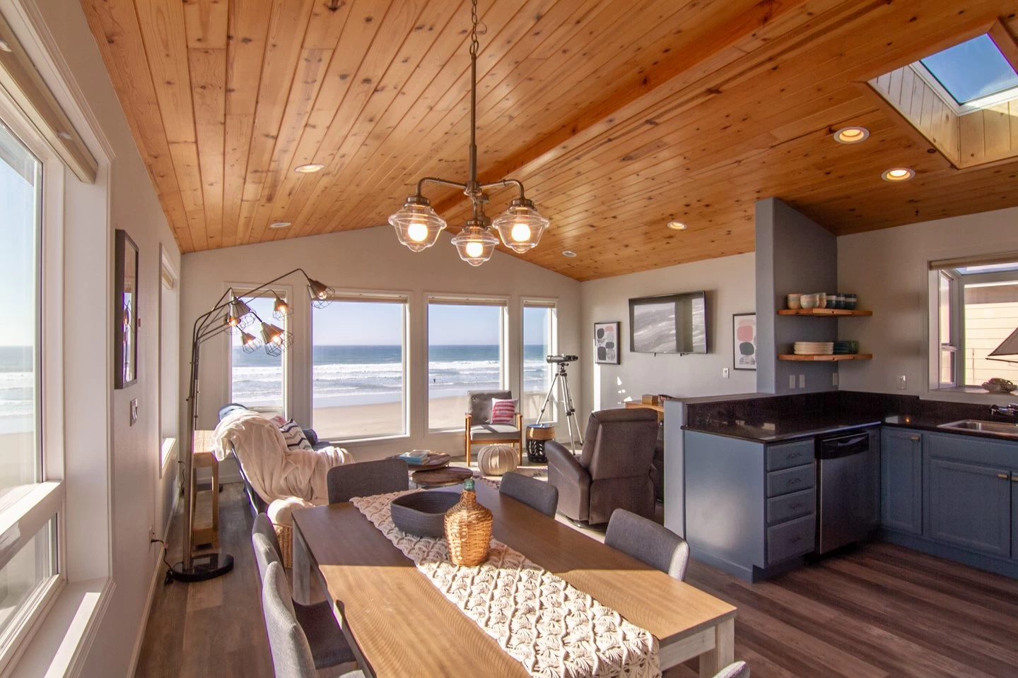 Beach, Please! Beachfront Home — photo 2