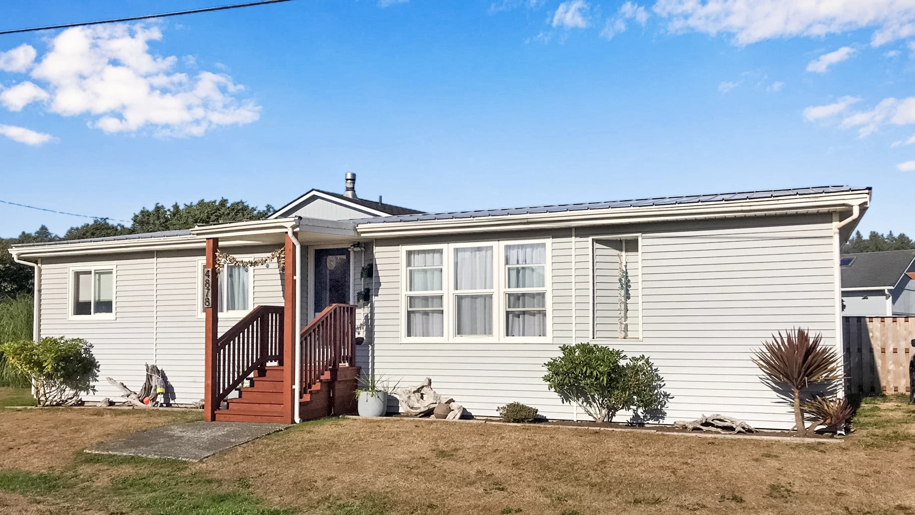 Sandy Toes Beach House — photo 1