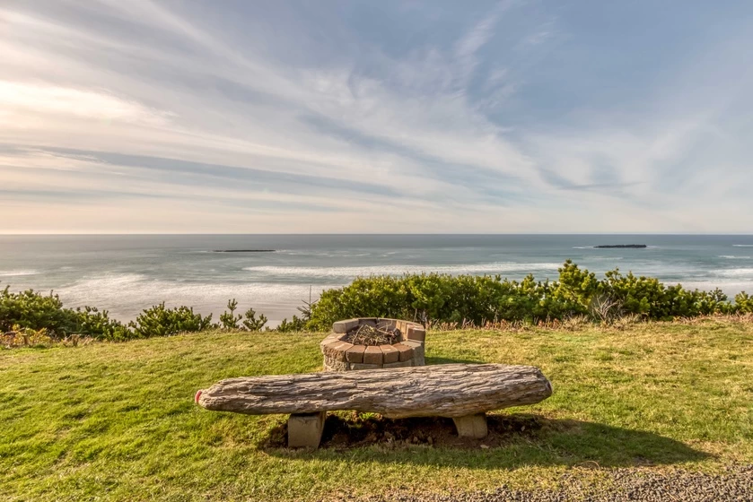 The Lookout — photo 2