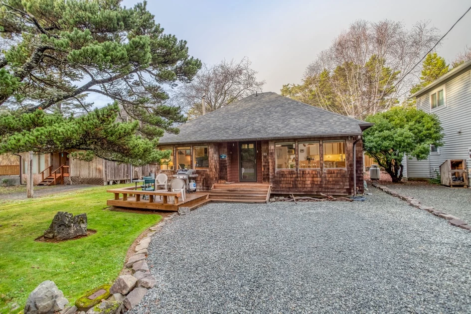 Driftwood Cottage (MCA 491) — photo 1
